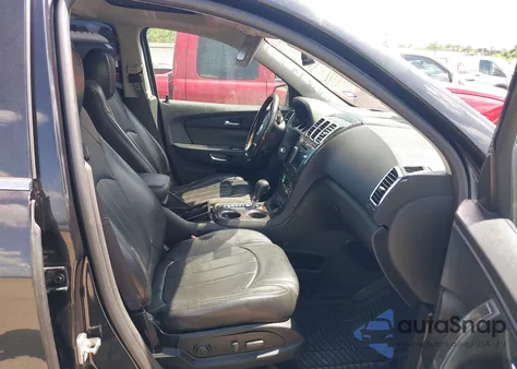 2011 GMC Acadia Denali из США, поврежденный, VIN 1GKKRTED0BJ235477